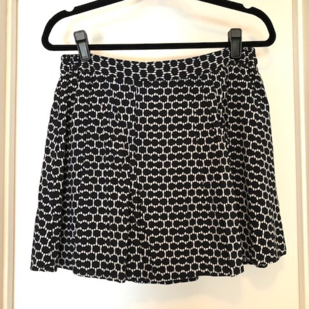 Banana Republic Black & White Pattern A Line Skirt